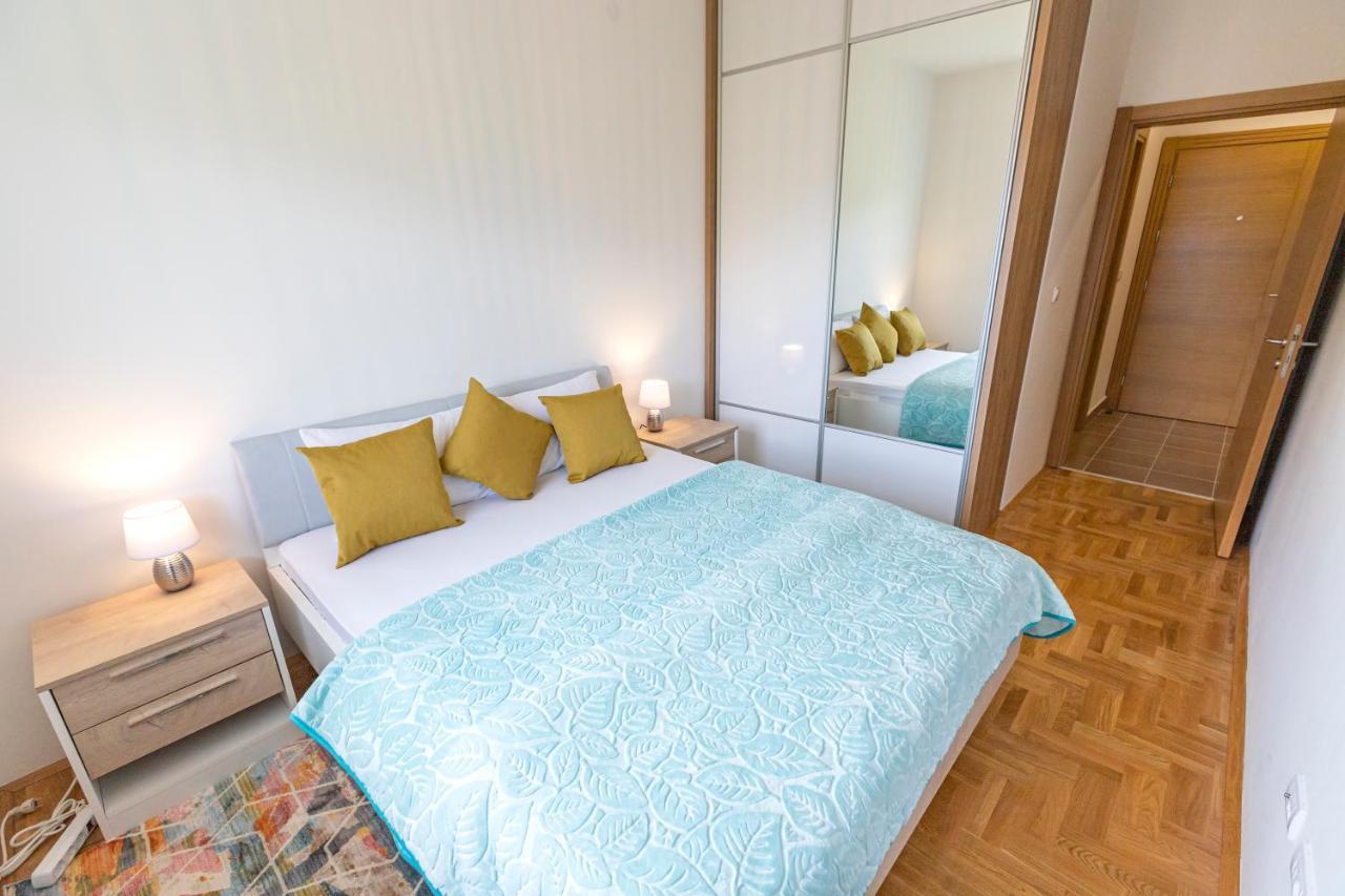 Piskalina Apartment 蒂瓦特 外观 照片